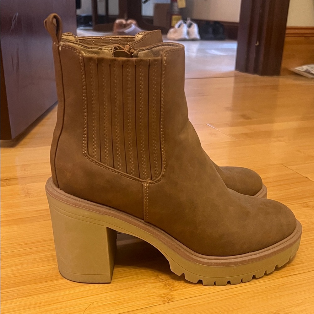 Dolce Vida Brown Ankle Boots